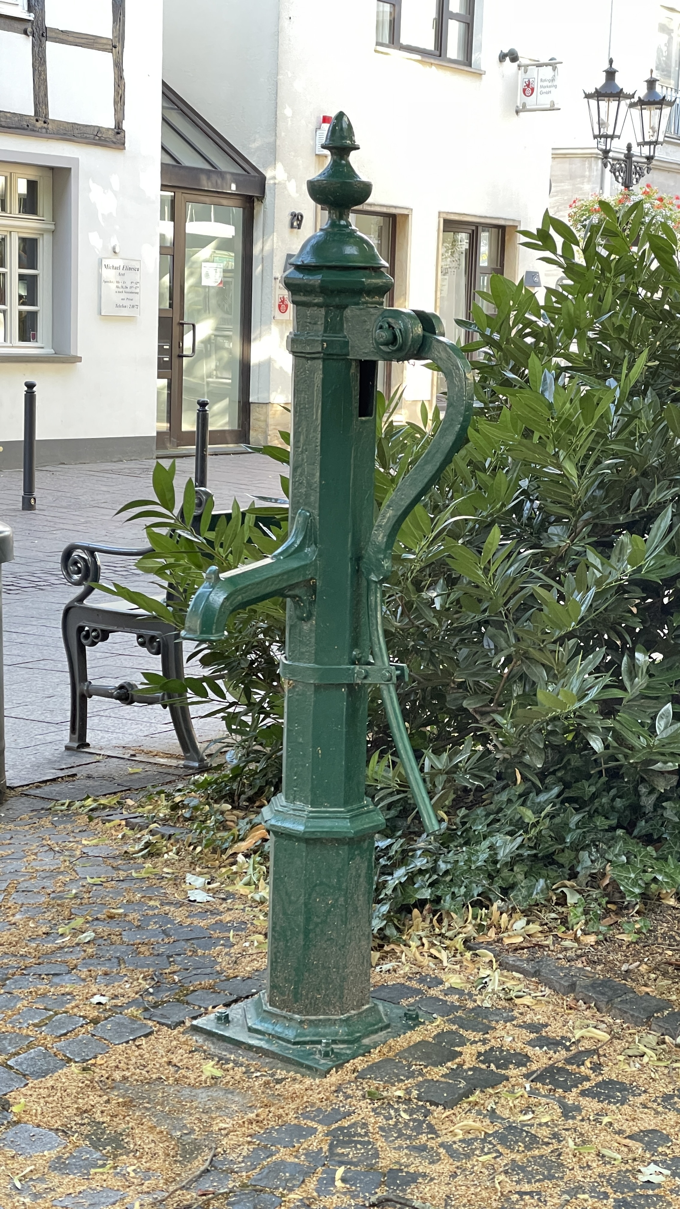 Die Trinkwasserpumpe an der Lintorfer Straße ist defekt, soll aber nach dem Willen der CDU-Fraktion repariert werden | © CDU-Fraktion Ratingen